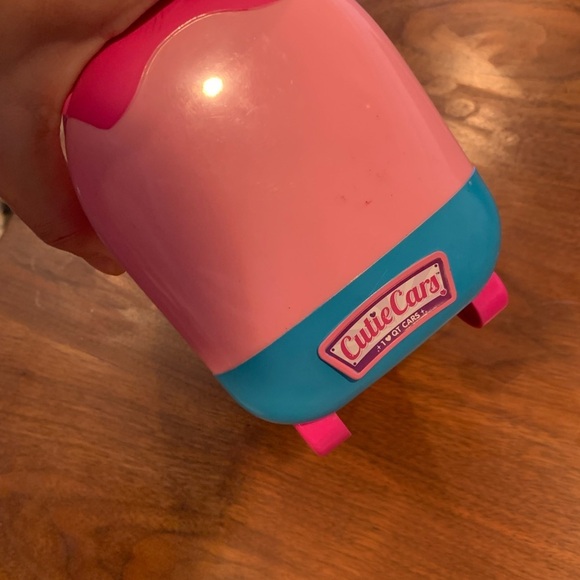 Shopkins Cutie Cars Pink Van Collectors Storage Container Used - Picture 5 of 6